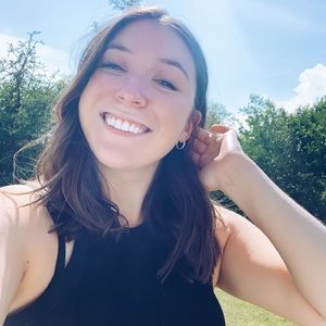 Meet your Posher, Tiffany